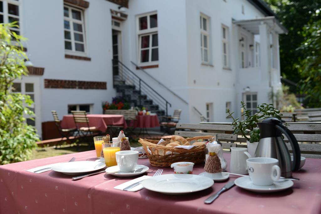 Remise Blumberg Hotel Potsdam Buitenkant foto